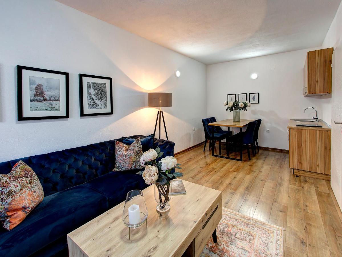 Guesthouse Check In Stolac Bagian luar foto