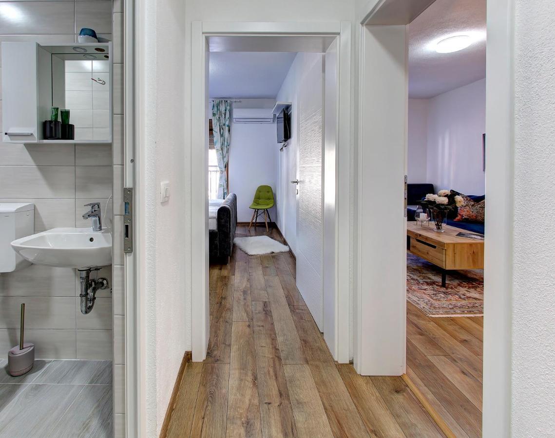Guesthouse Check In Stolac Bagian luar foto
